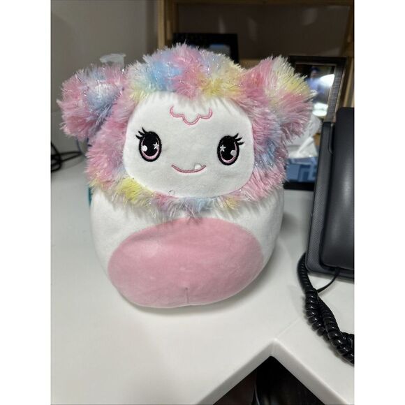 Squishmallow 8" Zaylee Big Foot Yeti Rare Plush Toy Stuffed Animal Mystery Squad - Picture 1 of 2